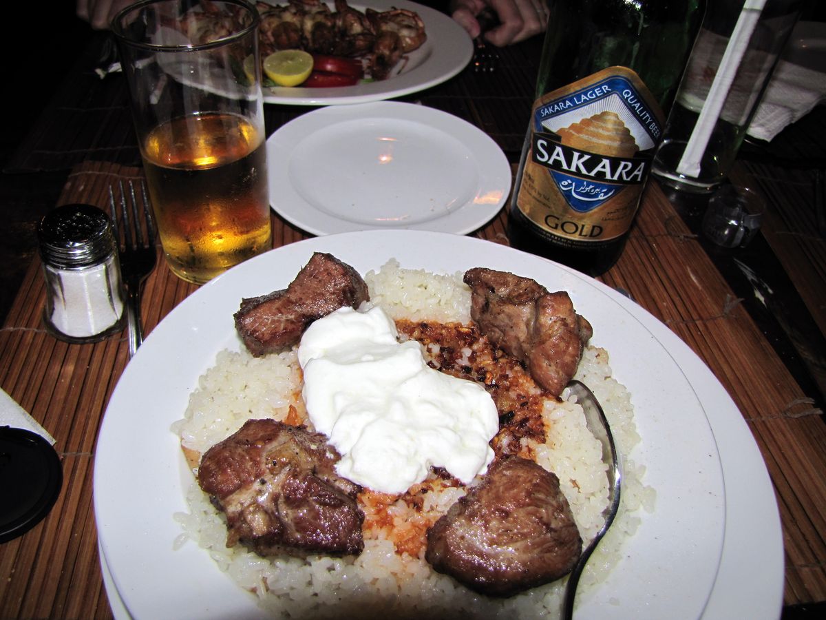 ファッタハ(祝祭用層状料理)