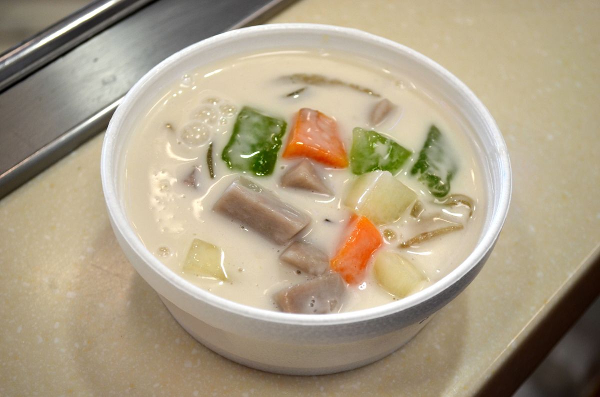 チェー・バー・マウ(三色チェー)